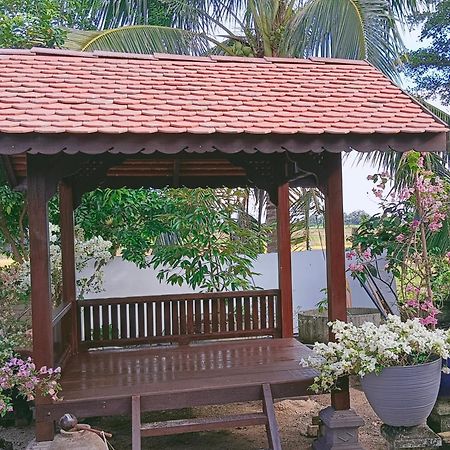 Kurau Inn Farmstay Kuala Kurau Kültér fotó