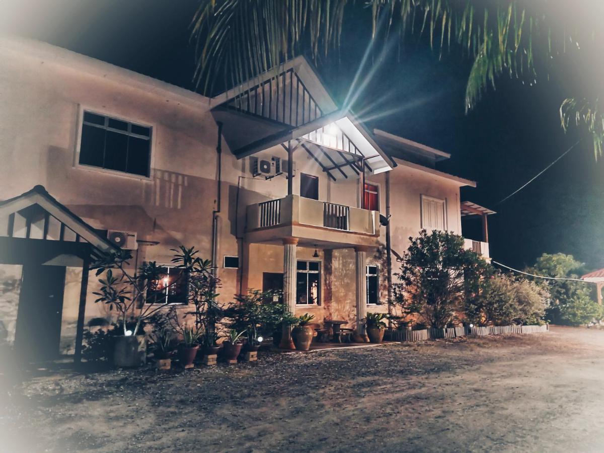 Kurau Inn Farmstay Kuala Kurau Kültér fotó