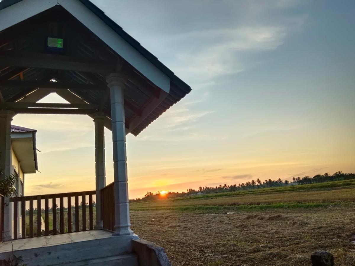 Kurau Inn Farmstay Kuala Kurau Kültér fotó